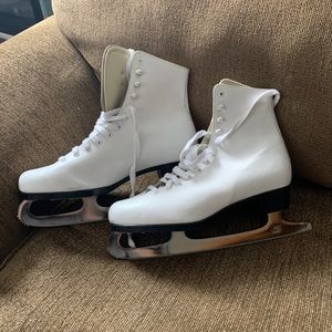 Vintage figure skates